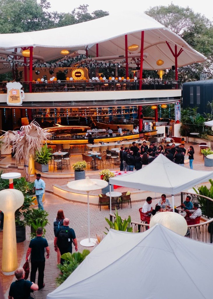 Rooftop Pub — Tensile Roof