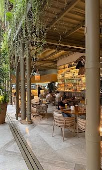 Open-Air Bar & Dining